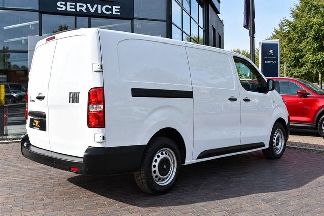 Fahrzeugabbildung Fiat Scudo 2.0 BlueHDi KAWA XL AT8*CARPLAY*KLIMA*NAVI