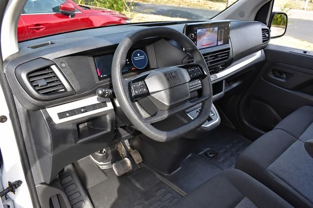 Fahrzeugabbildung Fiat Scudo 2.0 BlueHDi KAWA XL AT8*CARPLAY*KLIMA*NAVI