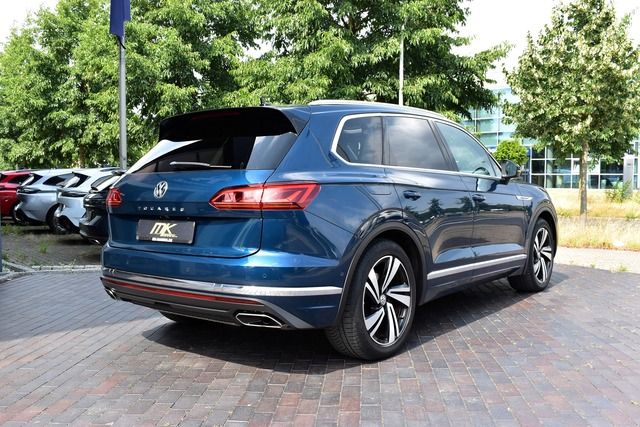 Fahrzeugabbildung Volkswagen Touareg 3.0 TDI ST-HEIZ*LUFT*PANO*NIGHT*HEAD-UP*