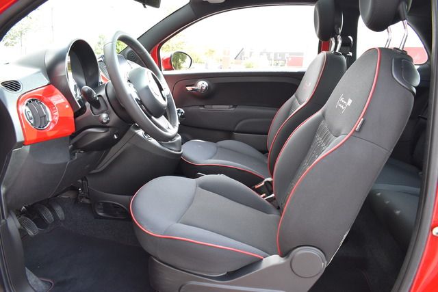 Fahrzeugabbildung Fiat 500 1.0 RED *SITZHEIZUNG*CARPLAY*PANORAMA*