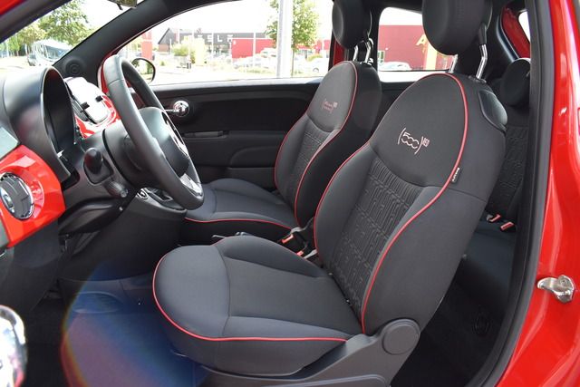 Fahrzeugabbildung Fiat 500 1.0 RED *SITZHEIZUNG*CARPLAY*PANORAMA*