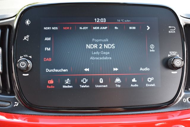 Fahrzeugabbildung Fiat 500 1.0 RED *SITZHEIZUNG*CARPLAY*PANORAMA*