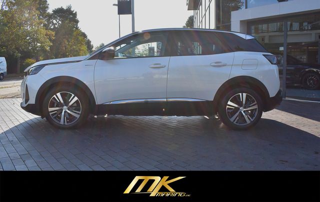 Fahrzeugabbildung Peugeot 3008 Plug-In Hybrid 225 ALLURE*LED*NAV*CARPLAY*